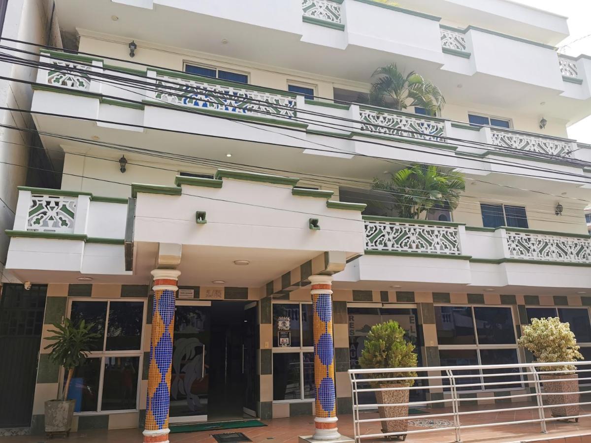Hotel El Delfin - Santa Marta (Magdalena) — Fotos 1